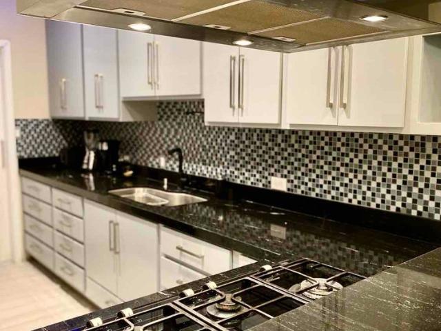 casa totalmente amueblada y equipada en RENTA