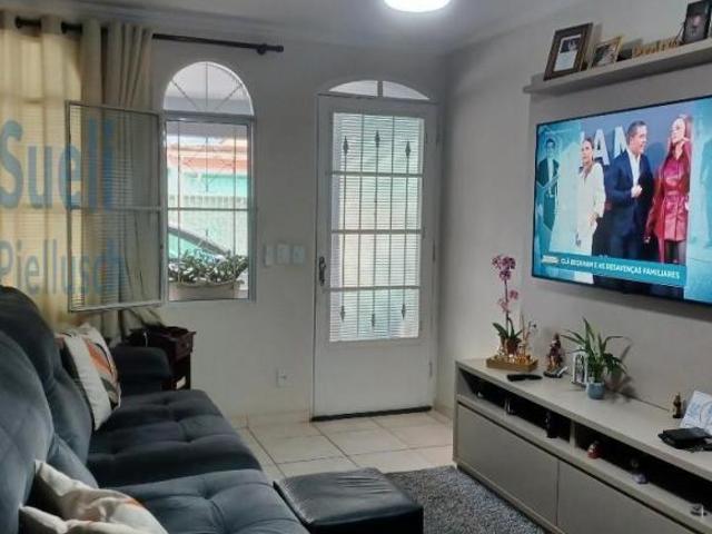 Casa totalmente plana na Vila Teixeira próximo Drogasil Unimart reformada churrasqueira 3 dormitório