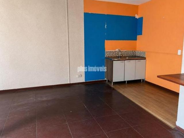 Casa totalmente térrea, 415m² a.terreno, localização privilegiada no melhor ponto de Santo Amaro