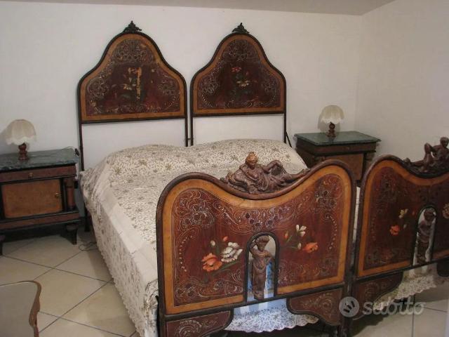 Casa tra Taormina e Catania