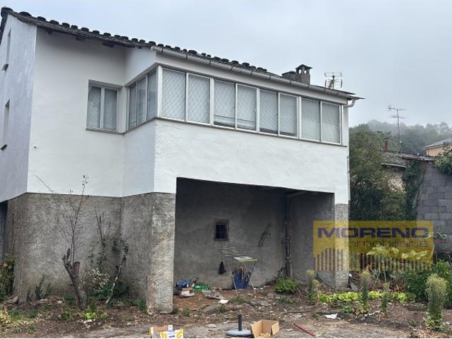 Casa tradicional en el Camino de Santiago con 258 m² y jardín en Triacastela
