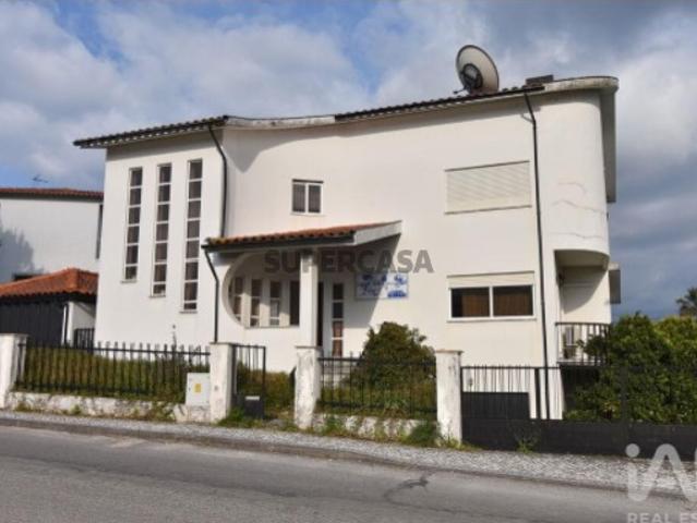 Casa / Villa T4 em Miranda do Corvo de 385,00 m²