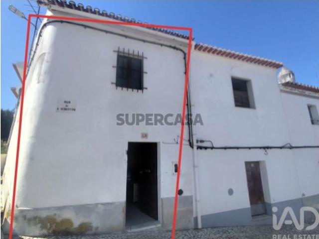 Casa tradicional T2 em Borba Matriz de 56,00 m²