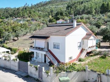 Casa tradicional T2 em São Miguel, Santa Eufémia e Rabaçal d. 296m² Espinhal