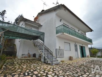 Casa tradicional T3 em Alvares de 234,00 m² 234m² Alvares