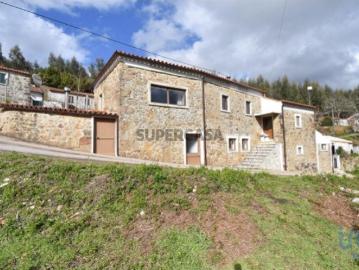 Casa tradicional T3 em Espinhal de 213,00 m²
