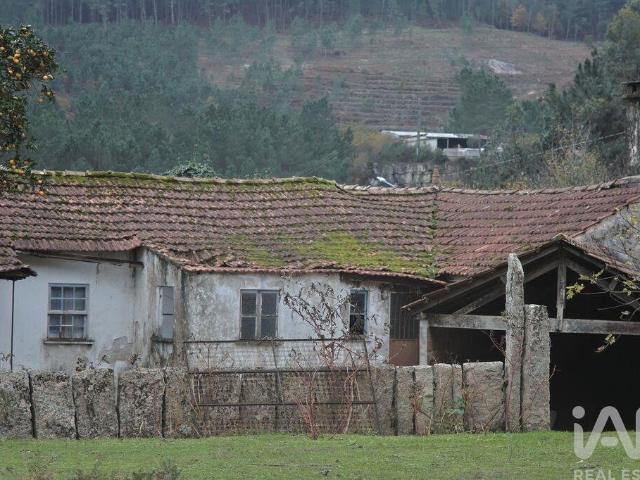 Casa tradicional T3 em Gondomil e Sanfins de 146,00 m² 146m² Gondomil