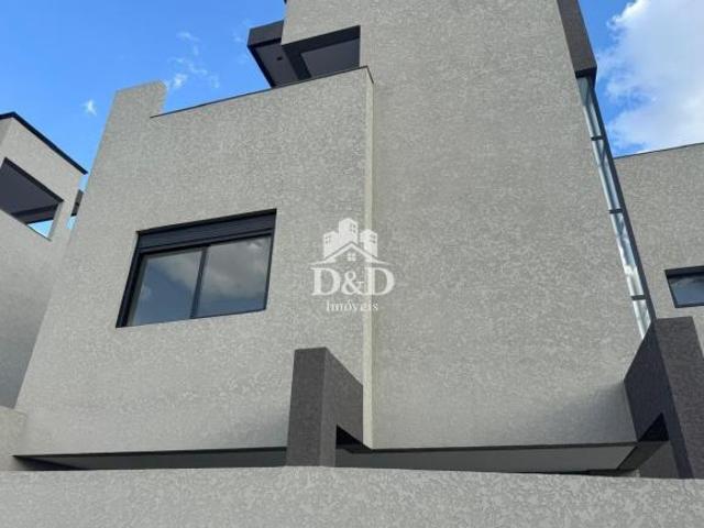 Casa Triplex Com Terraço e Churrasqueira