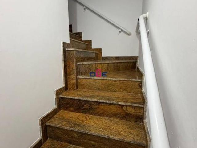 Casa triplex com 6 dormitórios à venda, 222 m² Gonzaga Santos/SP