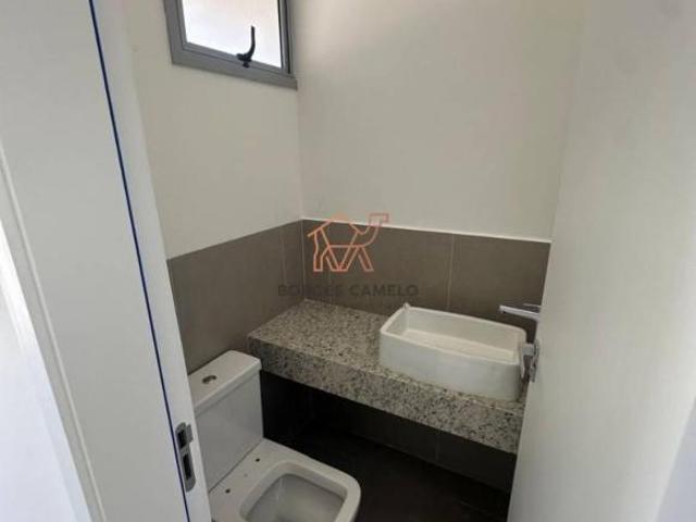 Casa Triplex Condomínio no Buritis
