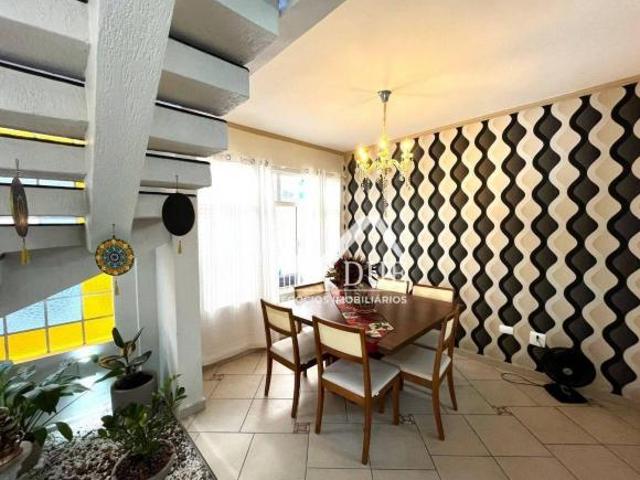 CASA TRIPLEX NO CAMPO GRANDE COM 5 DORMTS PROXIMO A LINHA DO VLT