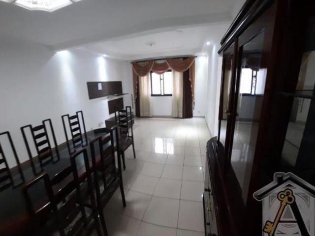 CASA TRIPLEX NO BAIRRO DO GONZAGUINHA EM SÃO VICENTE!