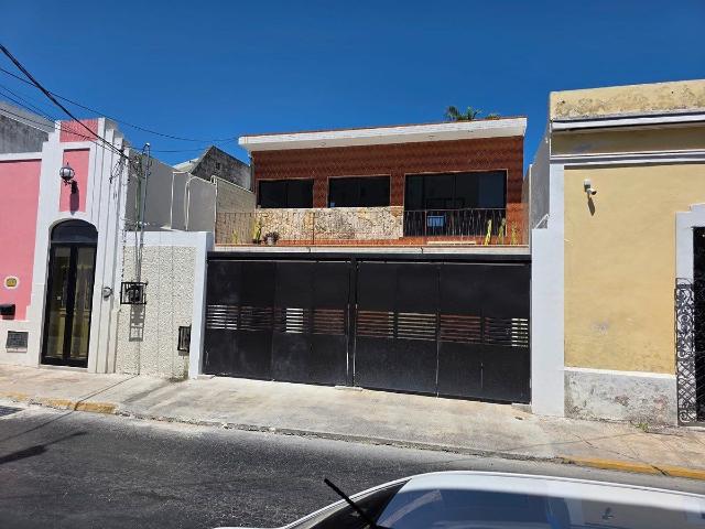 CASA U OFICINA EN RENTA CENTRO