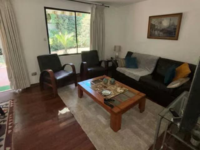 Casa ubicado en barrio residencial | 4 dormitorios por 11300.00 en Las Condes