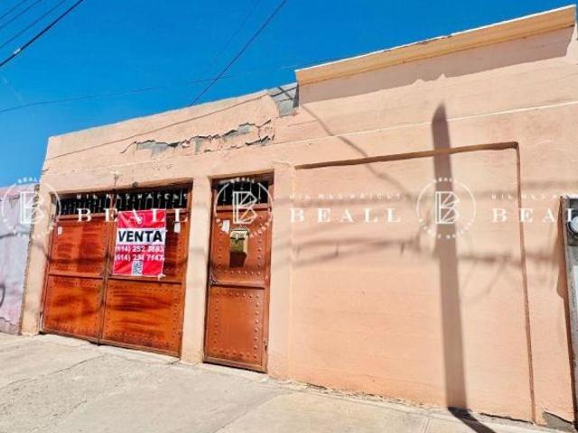 CASA UNA PLANTA AV. EQUUS AL SUR CERCA AEROPUERTO