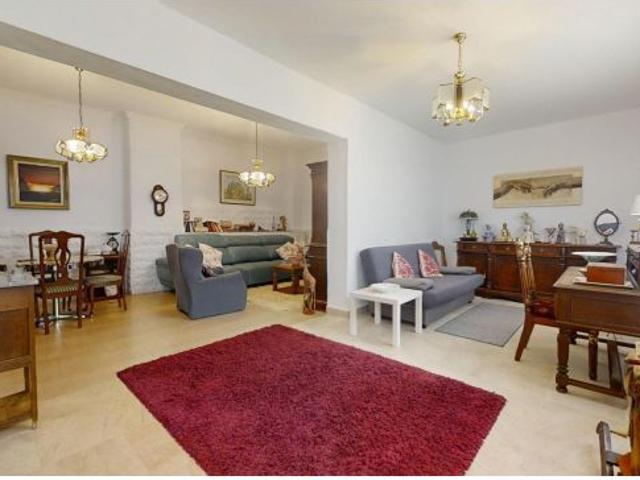 Casa una sola planta en centro