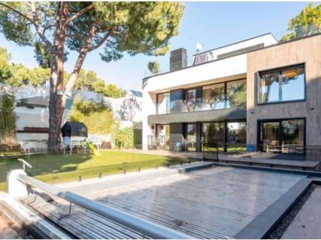 Casa unifamiliar Alquiler Pozuelo de Alarcón, Monte Alina La Cabaña