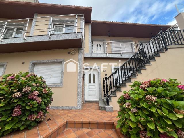 CASA UNIFAMILIAR CERCA DE LA PLAYA