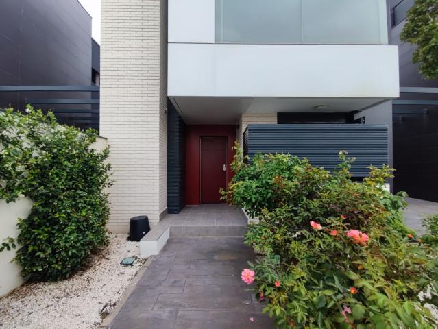 Casa unifamiliar en alquiler en Boadilla del Monte