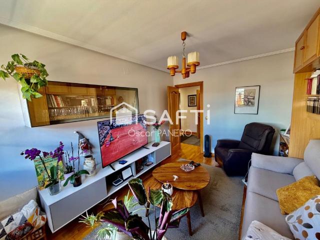 Casa unifamiliar en Trobajo Del Camino