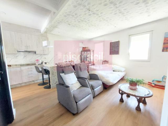 ' CASA UNIFAMILIAR EN VENTA ' con pardela de 800 m2 aproximados