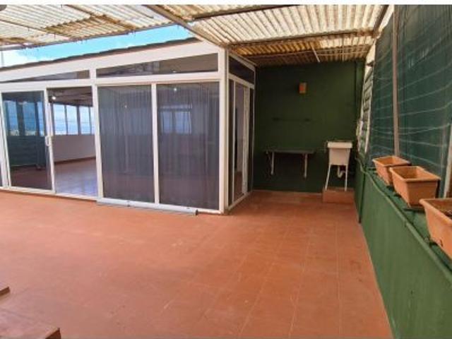 CASA UNIFAMILIAR EN VENTA DE 301 m2 EN TAFIRA BAJA, EL FONDILLO