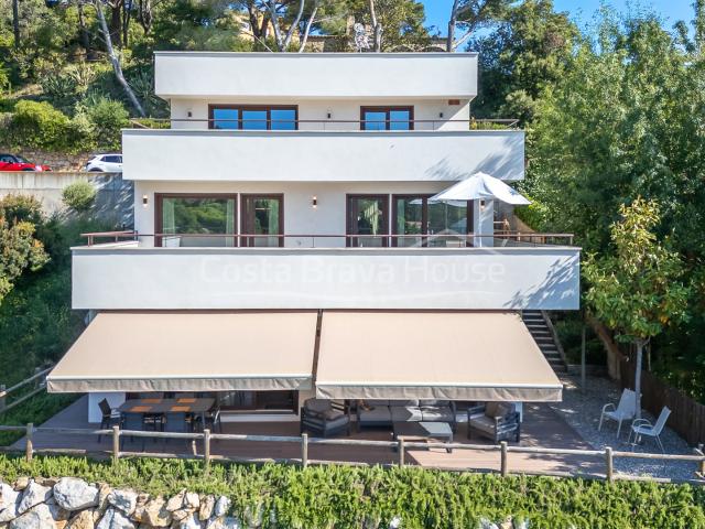 Casa unifamiliar en venta en Begur con jardín, piscina priva. 343m² Begur