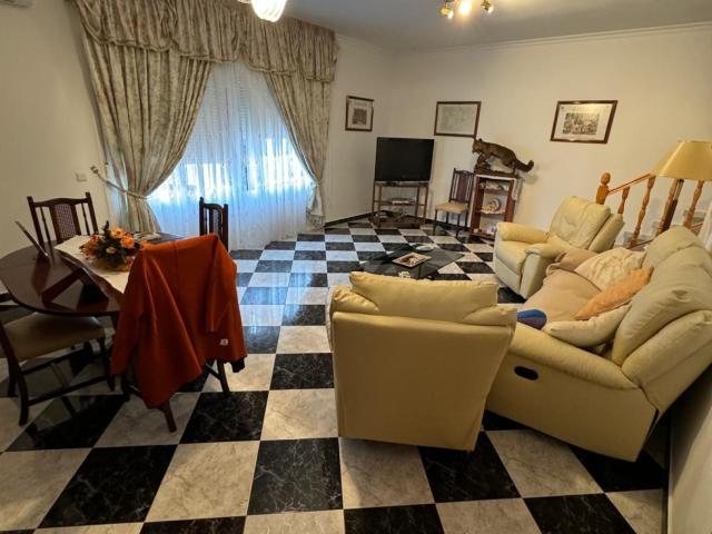 Casa unifamiliar en venta en Calzadilla de los Barros