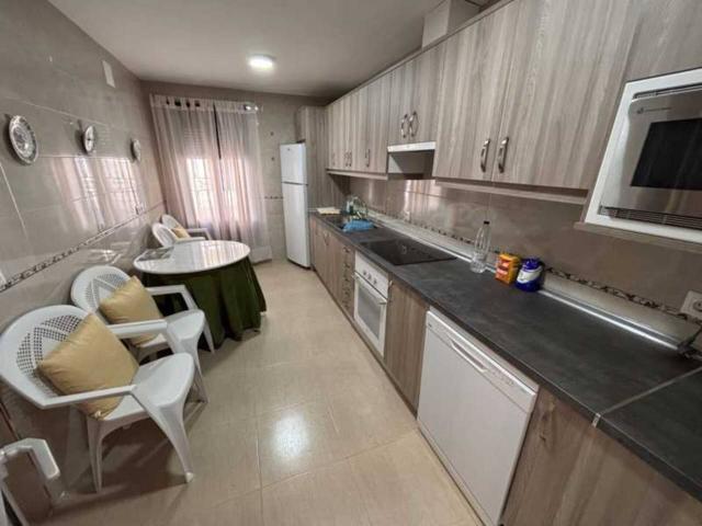 CASA UNIFAMILIAR EN VENTA EN CORIA. REF. 395
