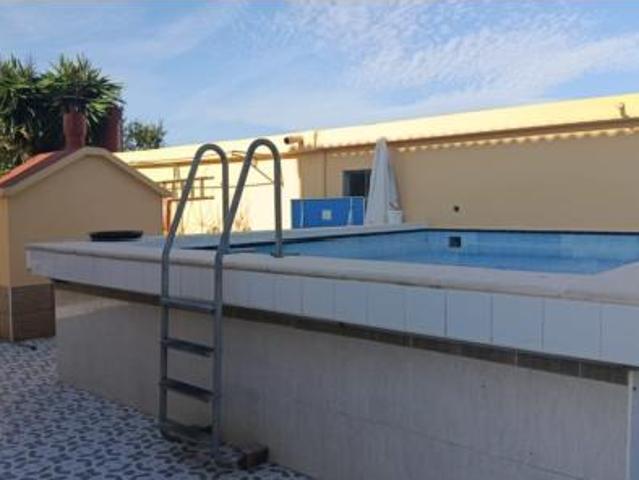 Casa unifamiliar Venta Oliva, Nucli Urbà