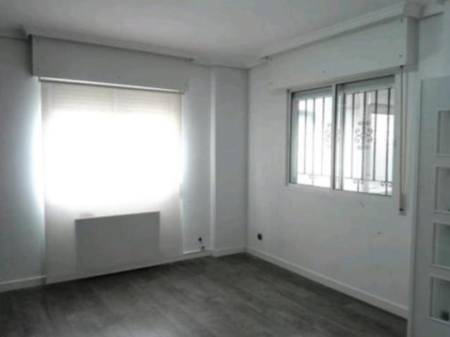 Casa unifamiliar Venta Burgos Capital, El Crucero Cortes