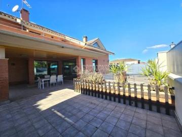 Casa unifamiliar Venta Cúllar Vega, Cúllar Vega