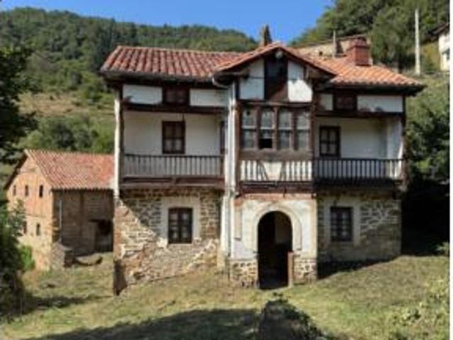 Casa unifamiliar Venta Cabezón de Liébana, Lamedo