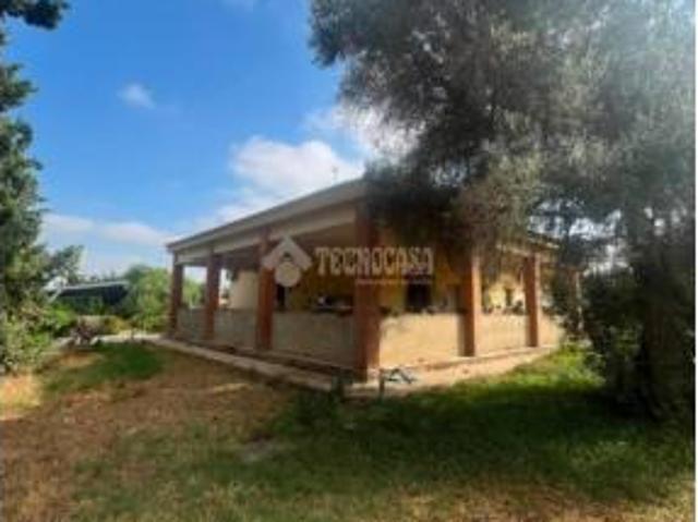 Casa unifamiliar Venta Carmona, Carmona