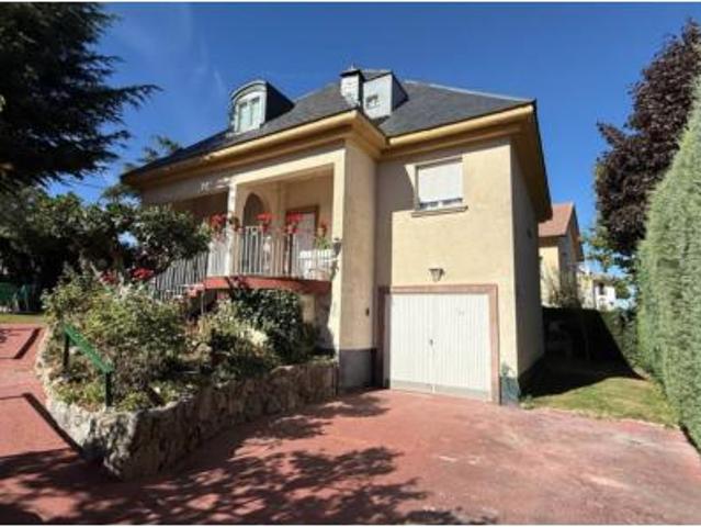Casa unifamiliar Venta El Espinar, San Rafael