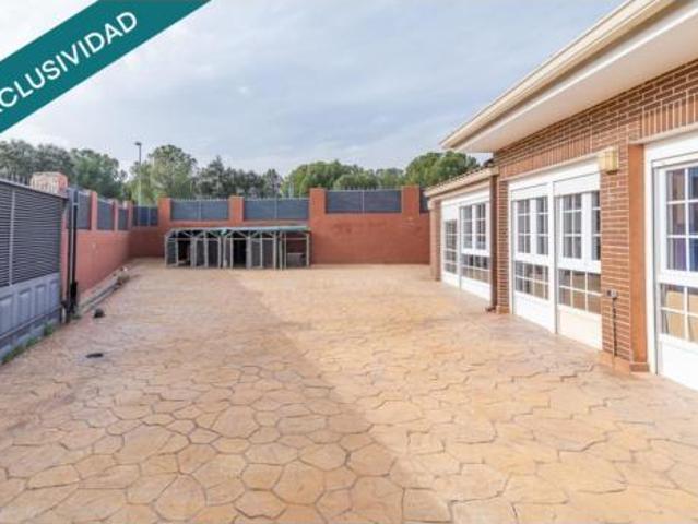 Casa unifamiliar Venta Guadarrama, Edificio Casa Forestal Tablada