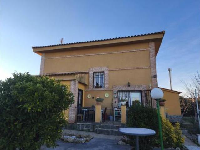 Casa unifamiliar Venta Lucillos, Lucillos