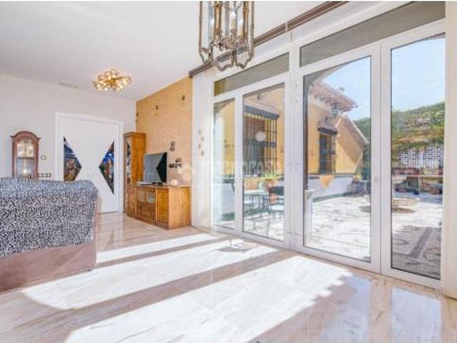 Casa unifamiliar Venta La Zubia, La Zubia