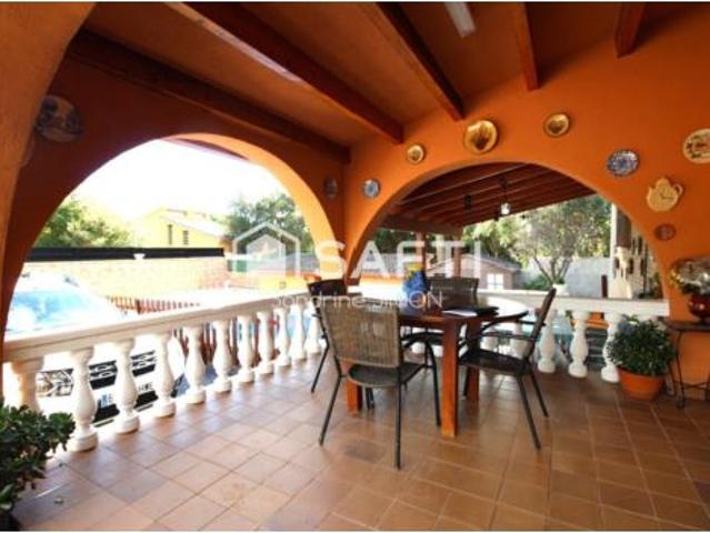 Casa unifamiliar Venta Vidreres, Cartellà