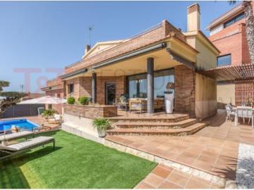 Casa unifamiliar Venta Vilanova i la Geltrú, La Collada Els Sis Camins Fondo Somella Santa Maria