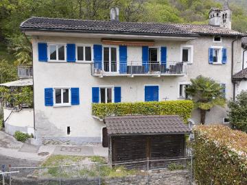 Casa unifamiliare con due unità abitative indipendenti a Mezzovico Vira, ammessa residenza secondaria