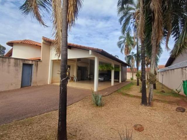 Casa Universitário
