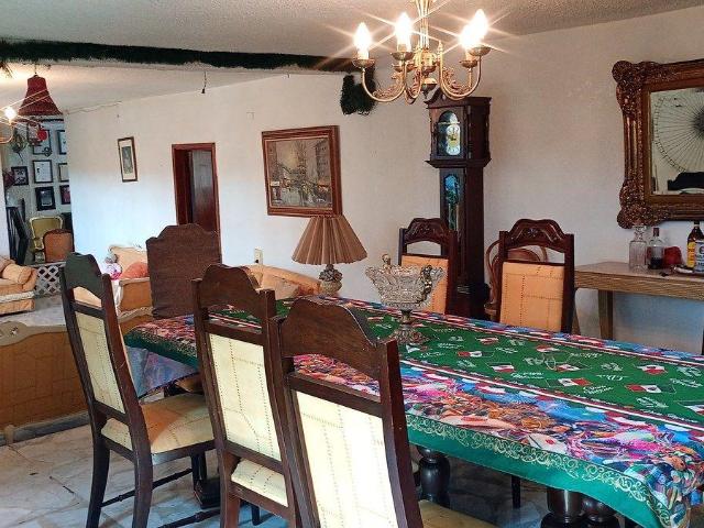 CASA USO DE SUELO 290 Mts, Constr ACCESORIA BODEGA 180 Mts / 5 REC
