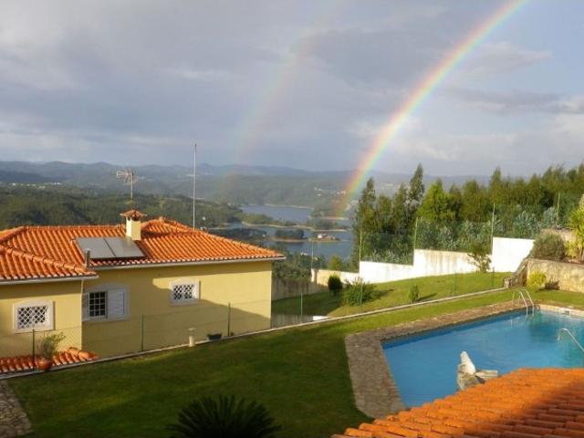 CASA V 7 COM VISTAS PARADISÍACAS