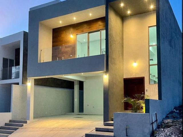 Casa Valle Escondido