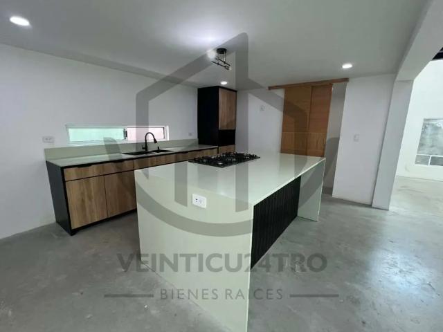 Casa Vanguardista con Acabados de Mármol | Colonia Rodríguez, Reynosa