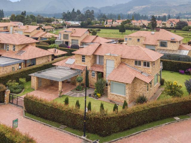 CASA Variante Cajicá # 1 sur 5 kilometro 1 Condominio Camino de Chunugua, CALAHORRA, Cajicá