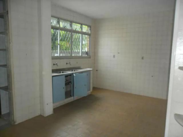 Casa à venda no bairro Parquelândia
