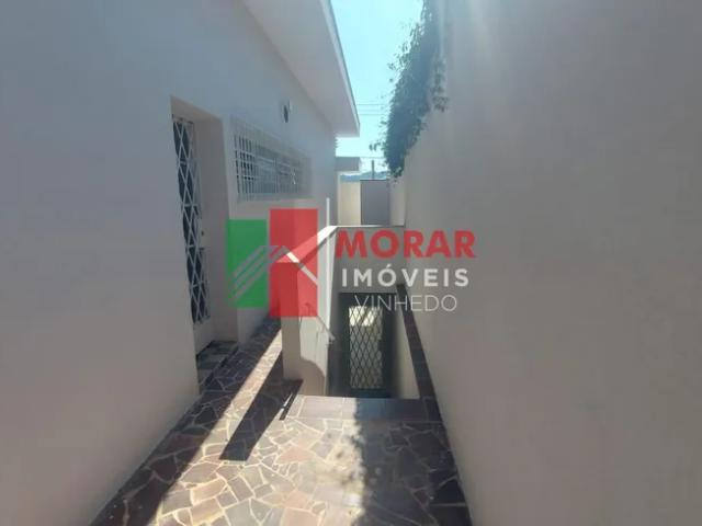 Casa à Venda no Centro de Vinhedo SP