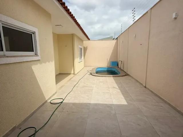 Casa à Venda no Condomínio Freedom – Araçagy Com piscina e energia solar